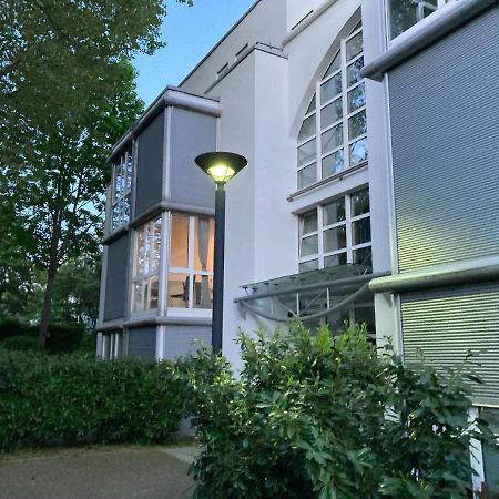 Homeoffice Business Nature View Mit Parkplatz Zentral, Hauptbahnhof Und Kuche Wiesbaden Buitenkant foto